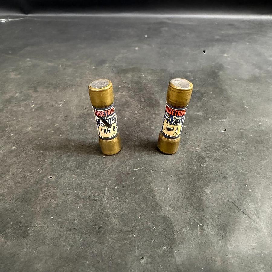 Used FUSETRON FRN8 FUSE - SET OF 2