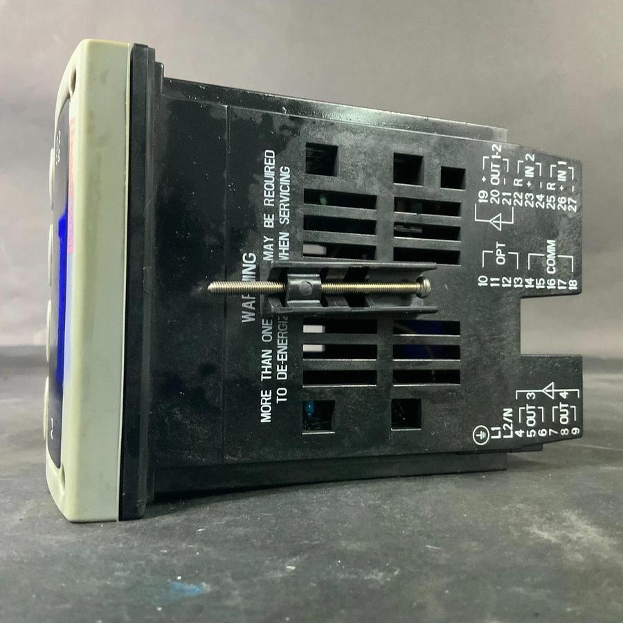 Used HONEYWELL UDC2500 CONTROLLER ($600 OBO)