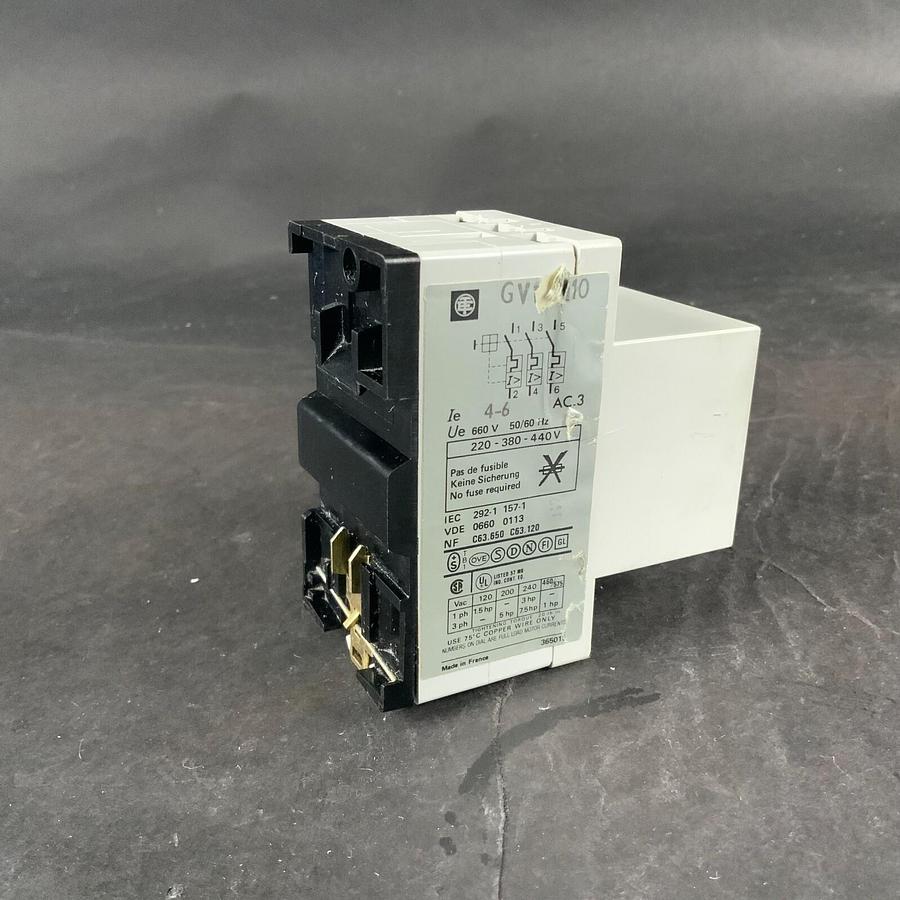 Used TELEMECANIQUE GV1-M10 CIRCUIT BREAKER ($15 OBO)