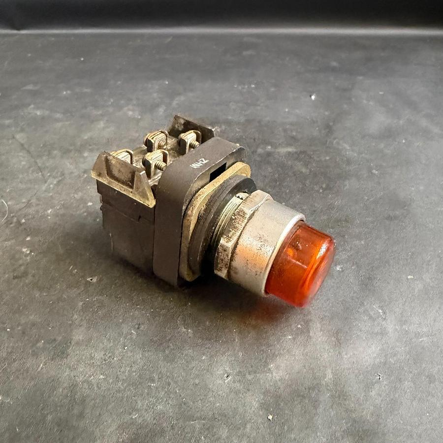 Used ALLEN BRADLEY 800T-PB16 SER N ORANGE PUSHBUTTON ($20 OBO)