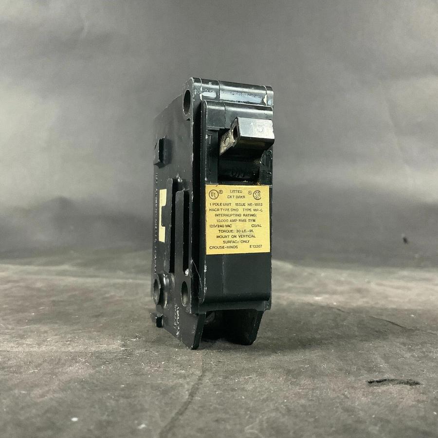 Used CROUSE HINDS E13207 CIRCUIT BREAKER ($9 OBO)