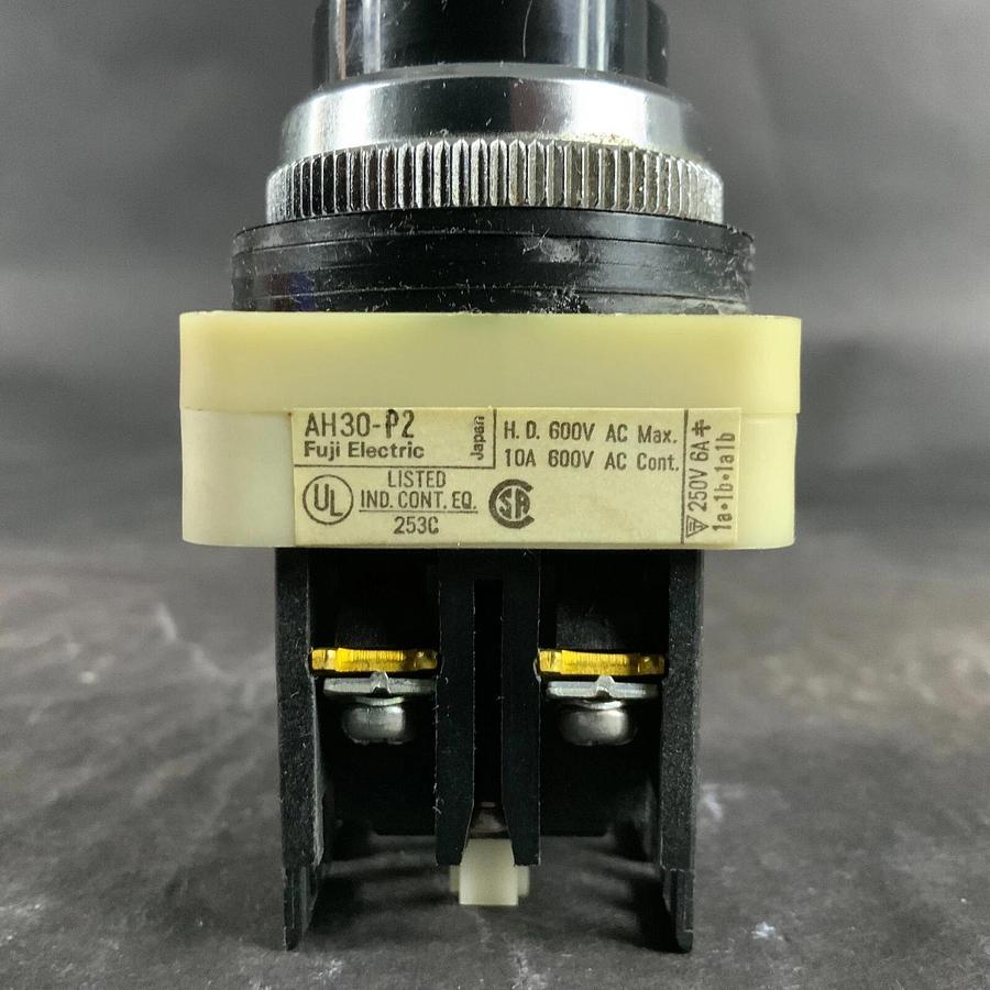 FUJI AH30-P2 SELECTOR SWITCH ($15 OBO)