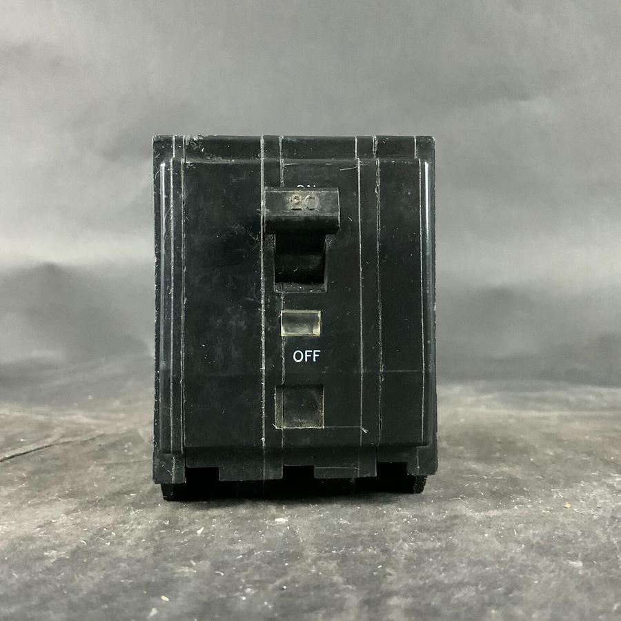 Used SQUARE D LL-7337 CIRCUIT BREAKER ($70 OBO)