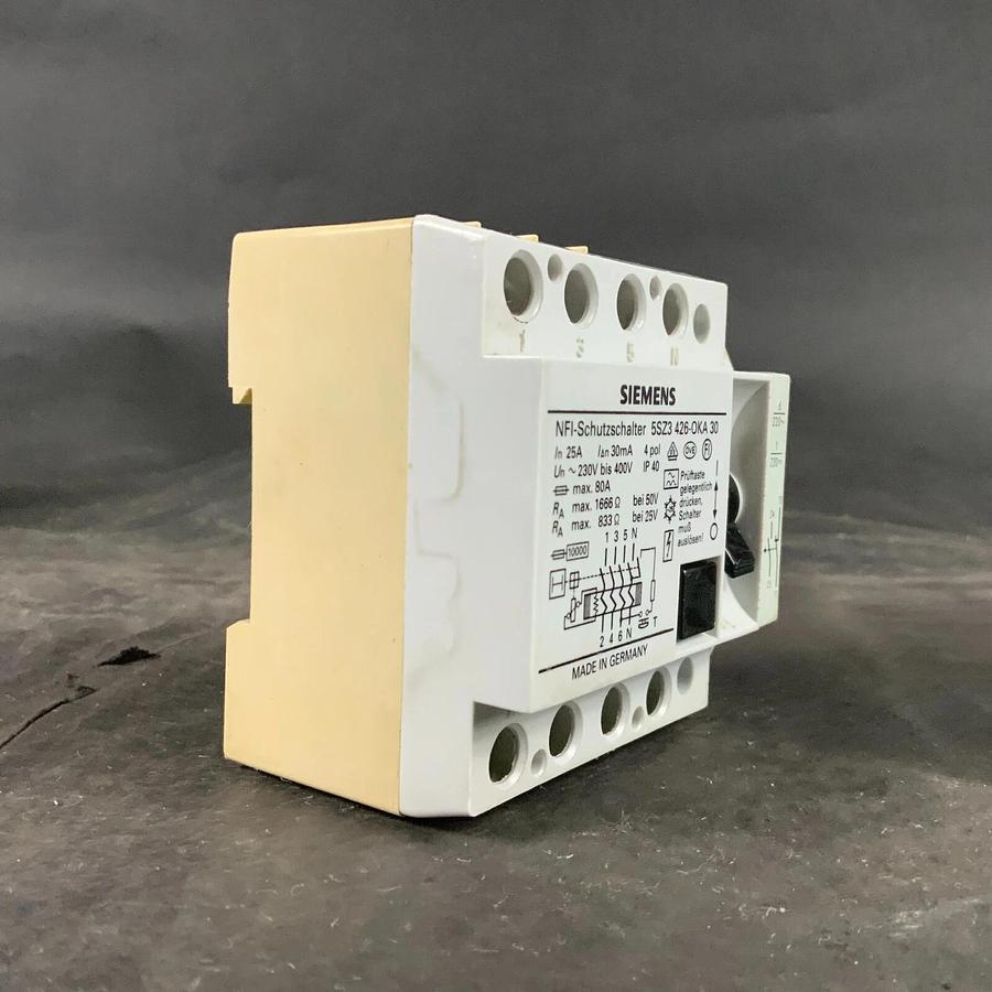 SIEMENS 5SZ3 426-OKA 30 - 4 POLE BREAKER ($60 OBO)