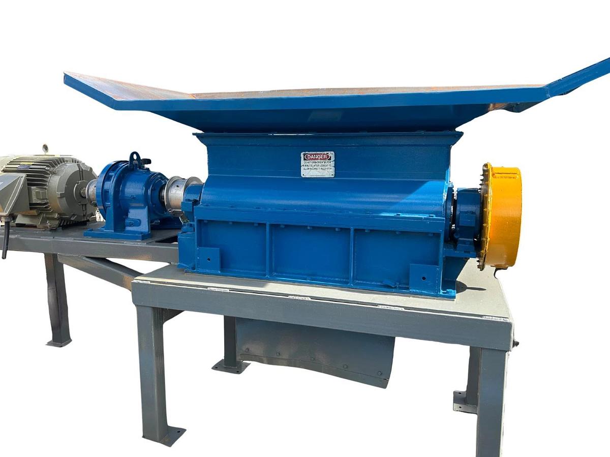 Refurbished Industrial Shredder Machine - Urekus 3400 -50HP ($27,000 OBO) RECONDITIONED 2025