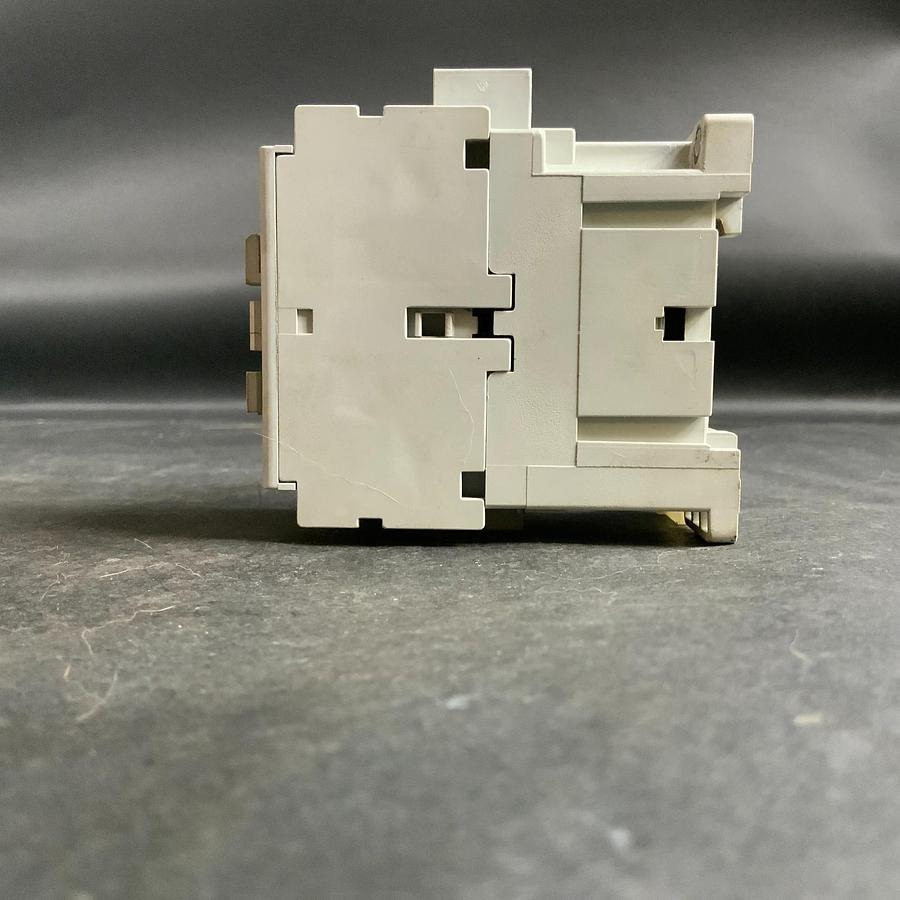Used SPRECHER + SCHUH CA7-9-01-120 INDUSTRIAL CONDACTOR 120VAC ($35 OBO)