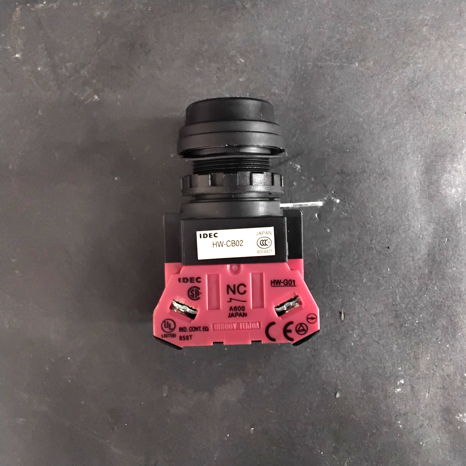 Used IDEC HW-CB02 CONTACT BLOCK ($6 OBO)