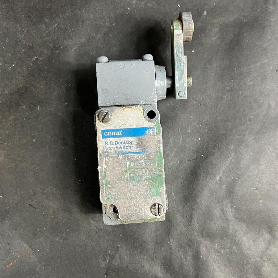 Used GOULD C4-JK05 LOX SWITCH ($20 OBO)