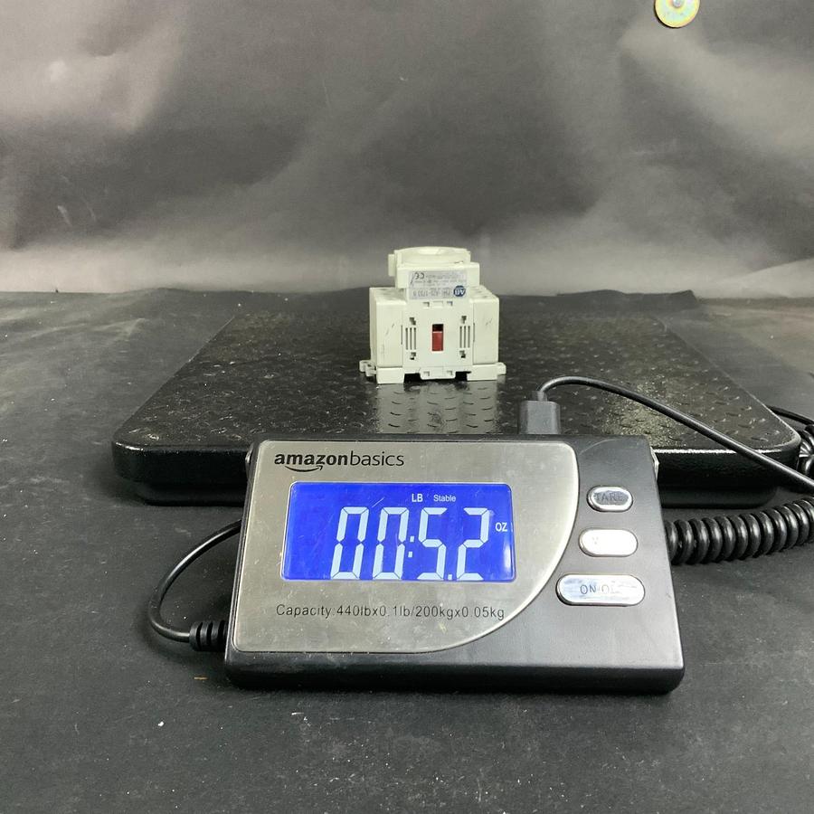 Used ALLEN BRADLEY 194E-A25-1753 SER B DISCONNECT SWITCH ($20 OBO)