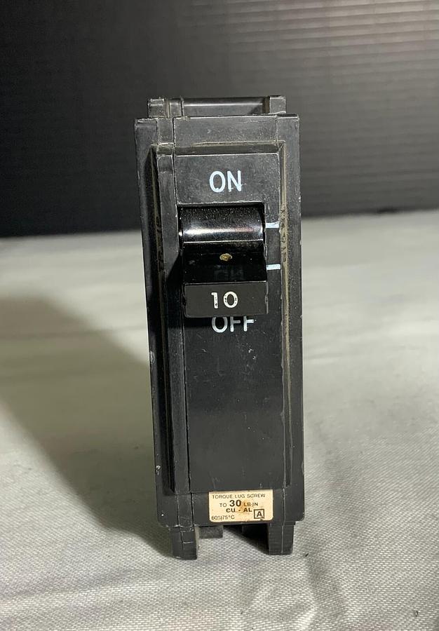 Used GENERAL ELECTRIC TQL1110 (10A) ($19.99/EACH OBO)