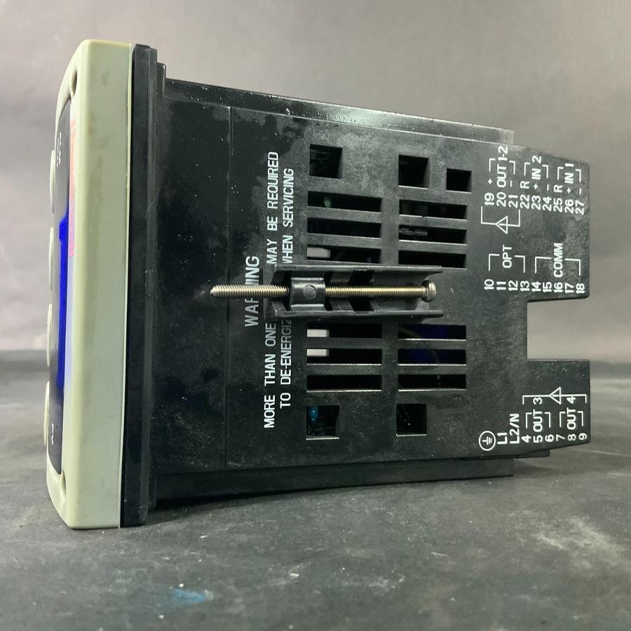 Used HONEYWELL UDC2500 CONTROLLER ($600 OBO)