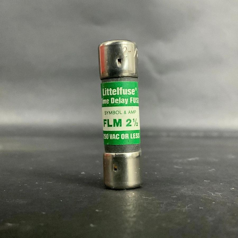 LITTELFUSE FLM-2-1/2 FUSE - SET OF 8 ($24 OBO)
