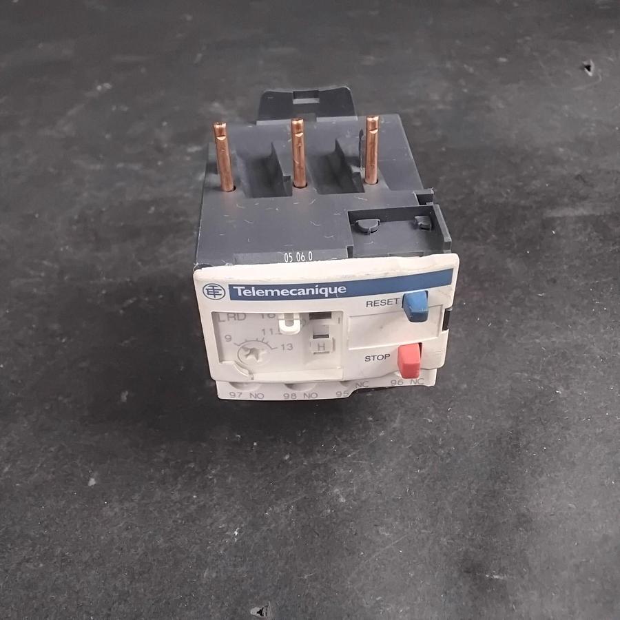 Used TELEMECANIQUE LRD14 OVERLOAD RELAY ($25 OBO)