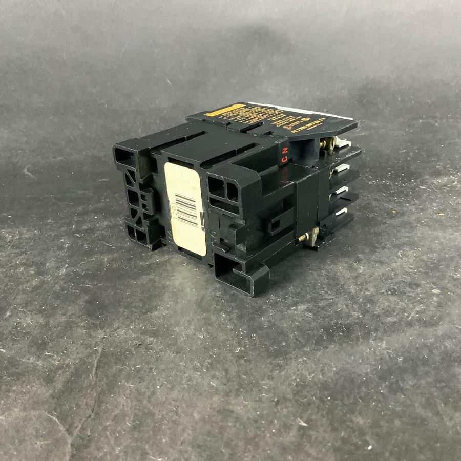 Used ALLEN BRADLEY 509-TOD B 110/120V CONTACTOR ($15 OBO)