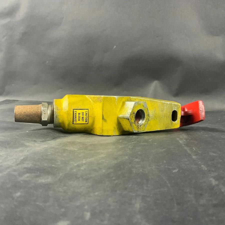 Used ROSS CONTROLS Y1523C4002 MANUAL LOCKOUT VALVE ($45 OBO)
