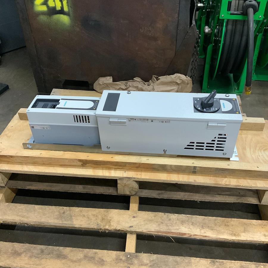 Used SIEMENS BT300-005X4-01X HV/AC DRIVE + BTE-005X4-B012 BYPASS ($2000 OBO)