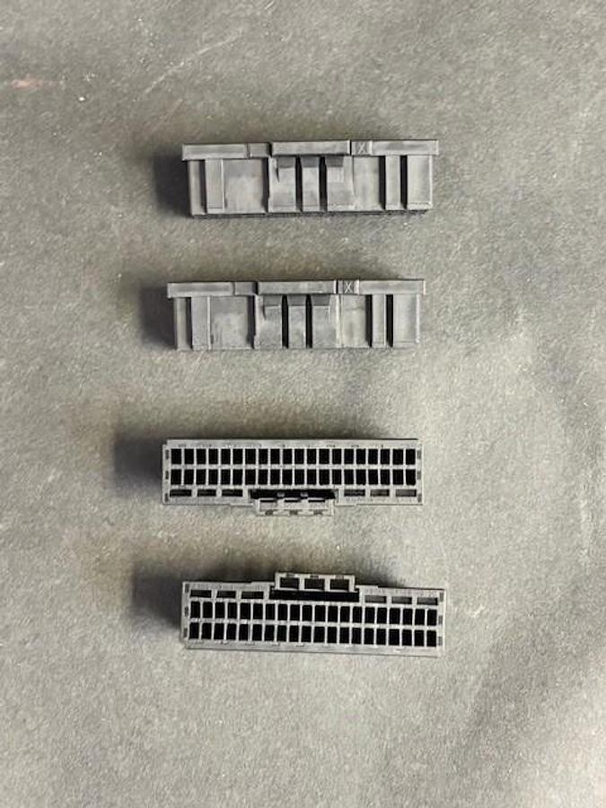 Used TE CONNECTIVITY 1-1827863-0 X CONNECTOR 4PCS