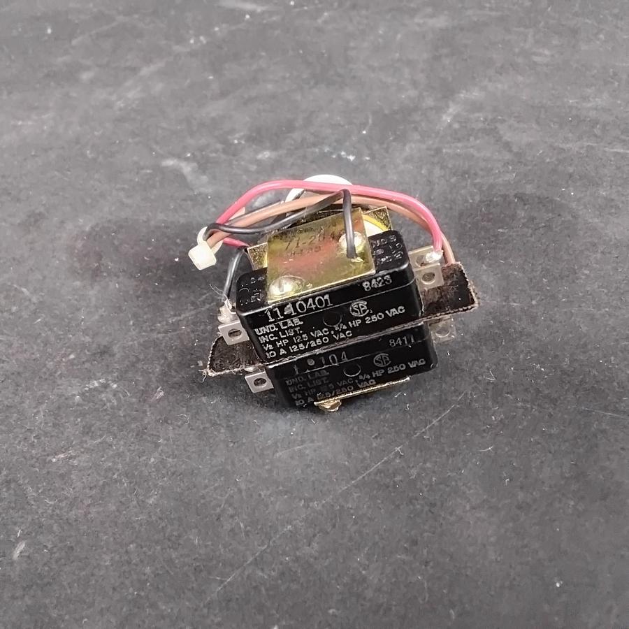 Used LICON 71-2046 PUSHBUTTON SWITCH ($12 OBO)