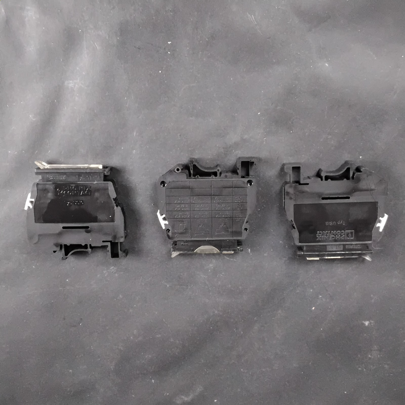Used PHOENIX CONTACT USIG FUSE TERMINAL BLOCKS- LOT OF 3 ($15 OBO)