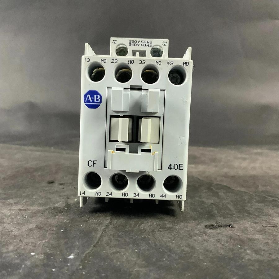 Used ALLEN BRADLEY 700-CF400A CONTROL RELAY ($20 OBO)