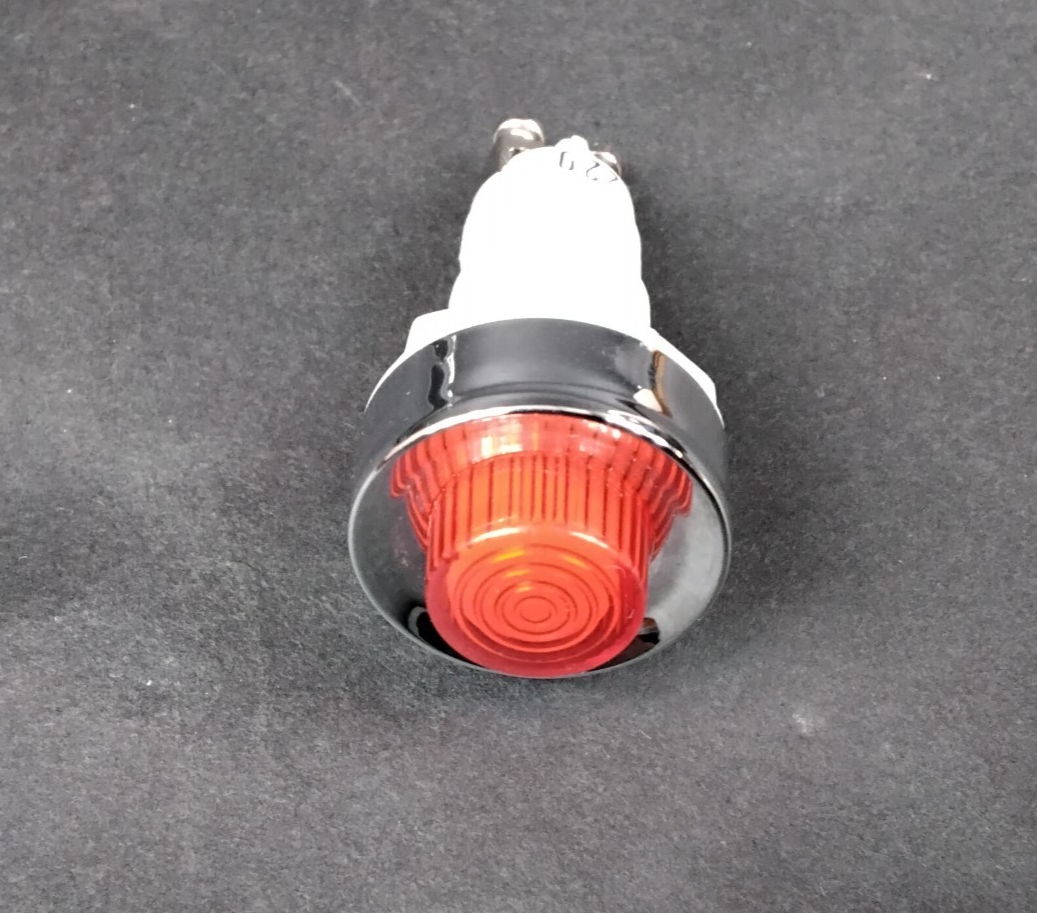 Used ROUND INDICATOR LIGHT, RED 220 ($4 OBO)