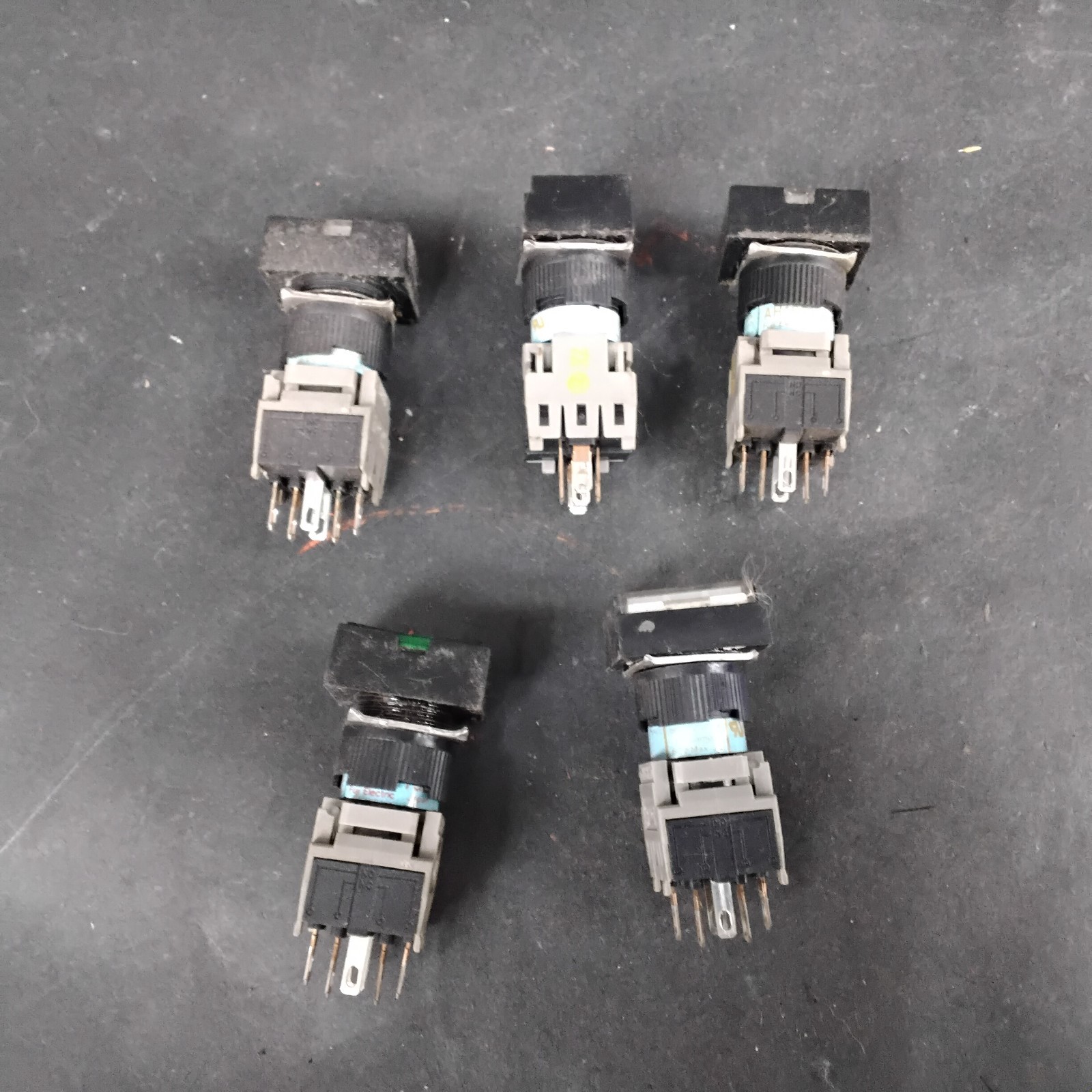 Used FUJI ELECTRIC AH165-TGL PUSHBUTTON SWITCHES - GROUP OF 5 ($16 OBO)