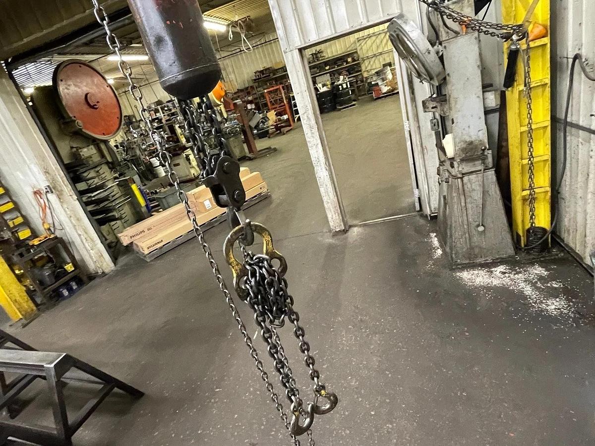 Used Freestanding Bridge Crane - 18'L x 10'W x 11'T - 2 Ton Capacity - ($23,000 OBO)