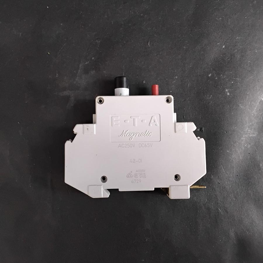 Used E-T-A 42-01 SERIES MAGNETIC CIRCUIT BREAKER ($7.50)