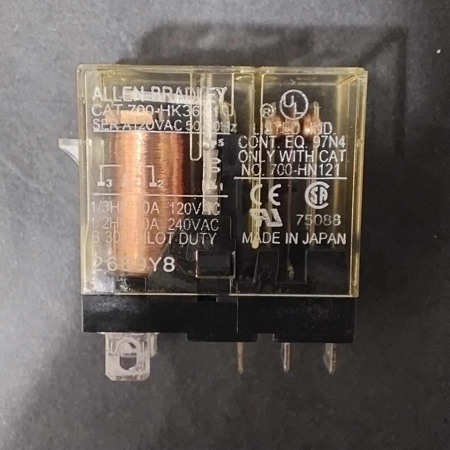 Used ALLEN BRADLEY CAT700-HK36A1 SERIES A RELAY ($10 OBO)