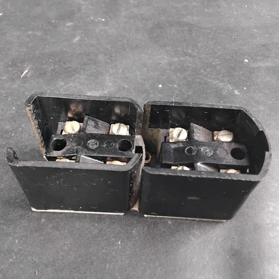 Used ALLEN BRADLEY X-232418 PLUG-IN LIMIT SWITCH ($18 OBO)