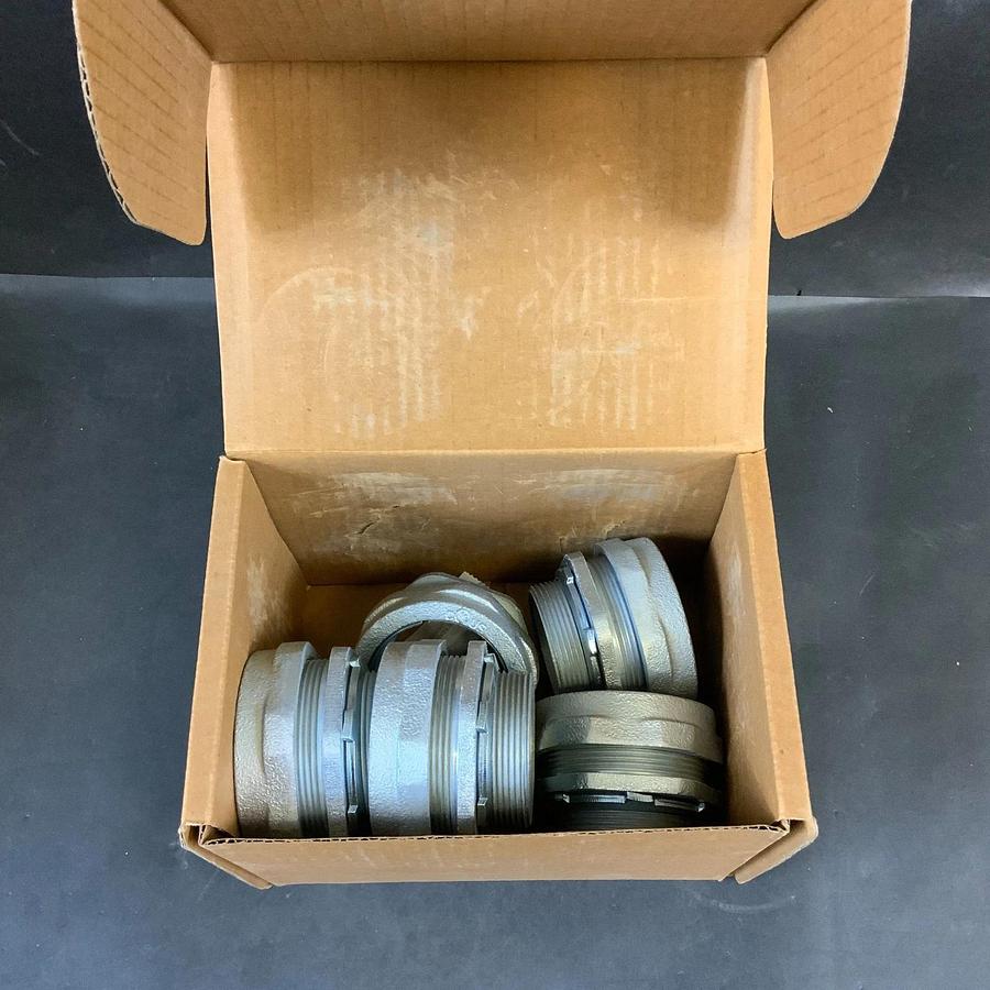 EATON CPR6 2” COMPRESSION TYPE BOX CONNECTOR - BOX OF 5 ($65 OBO)