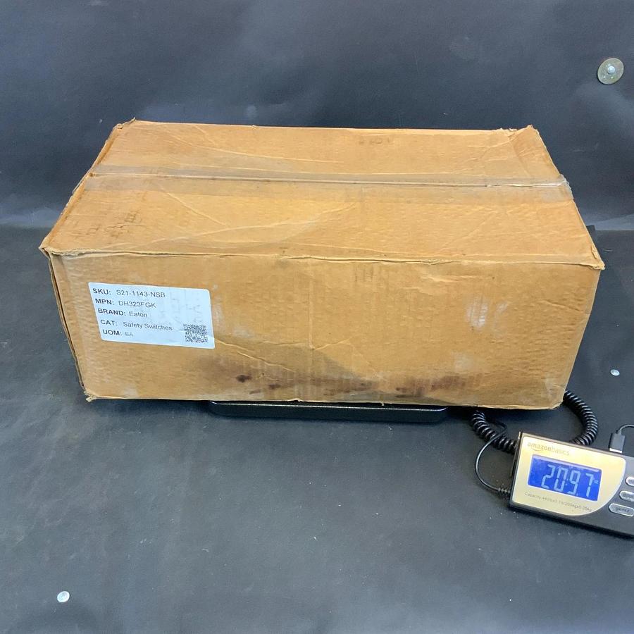 EATON DH323FGK HEAVY DUTY SAFETY SWITCH ($75 OBO)