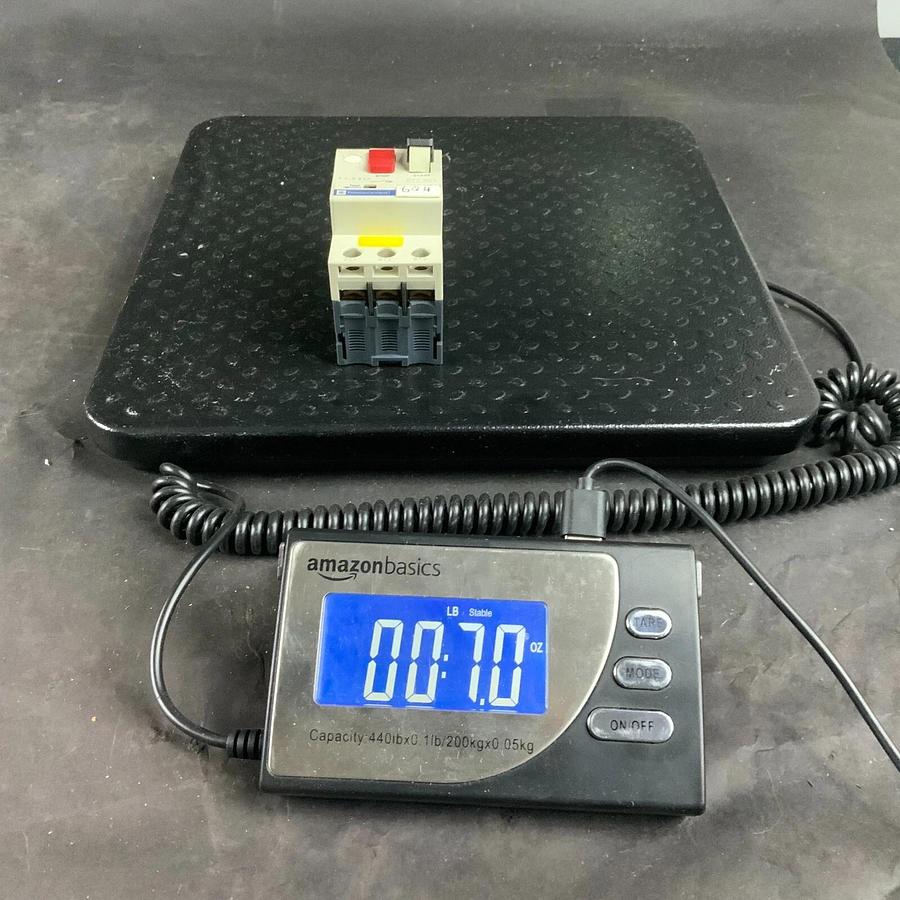 Used TELEMECANIQUE GV2-M04 MOTOR STARTER PROTECTOR ($35 OBO)