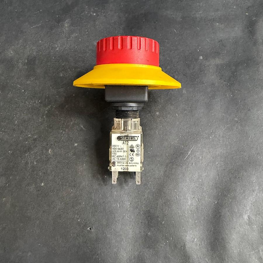 Used SCHLEBEL AT2 RED TWIST LOCK BUTTON ($20 OBO)