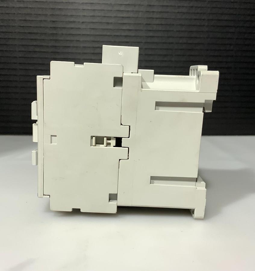 Used ALLEN BRADLEY 100-C09E*10 ($19.99 OBO)