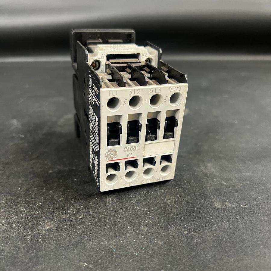 Used GENERAL ELECTRIC CL00A310T CONTACTOR ($35 OBO)