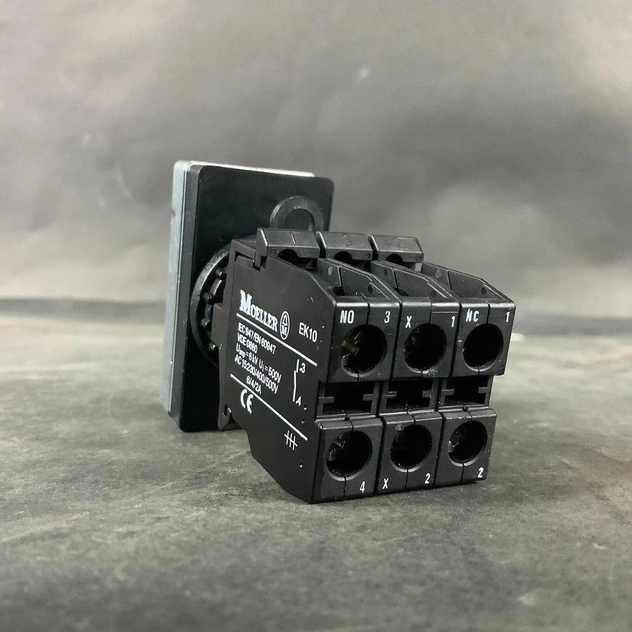 Used KLOCKNER MOELLER EK01 PUSHBUTTON ($12 OBO)