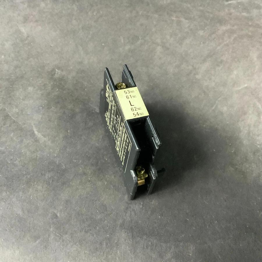 Used FUJI SZ-AL AUXILIARY CONTACTOR ($7 OBO)