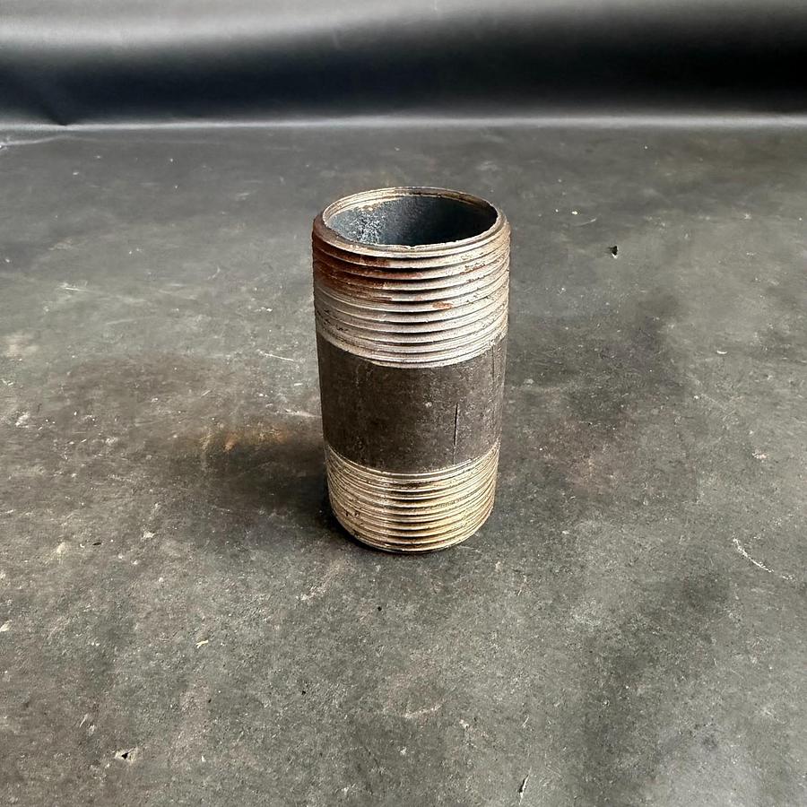 Used MSC 1-1/4X3 BLK SCH40 WELDED NIPPLE