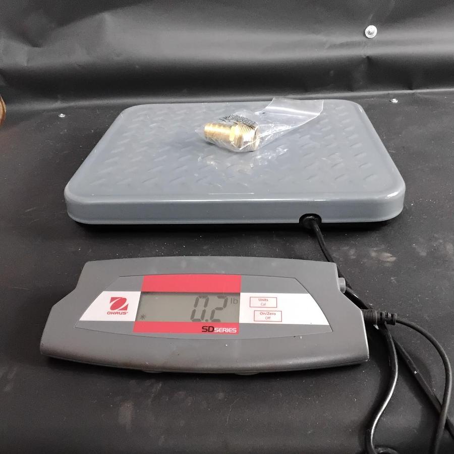 Used AMERICAN COUPLING 1021212C 3/4" BRASS FITTING ($4 OBO)