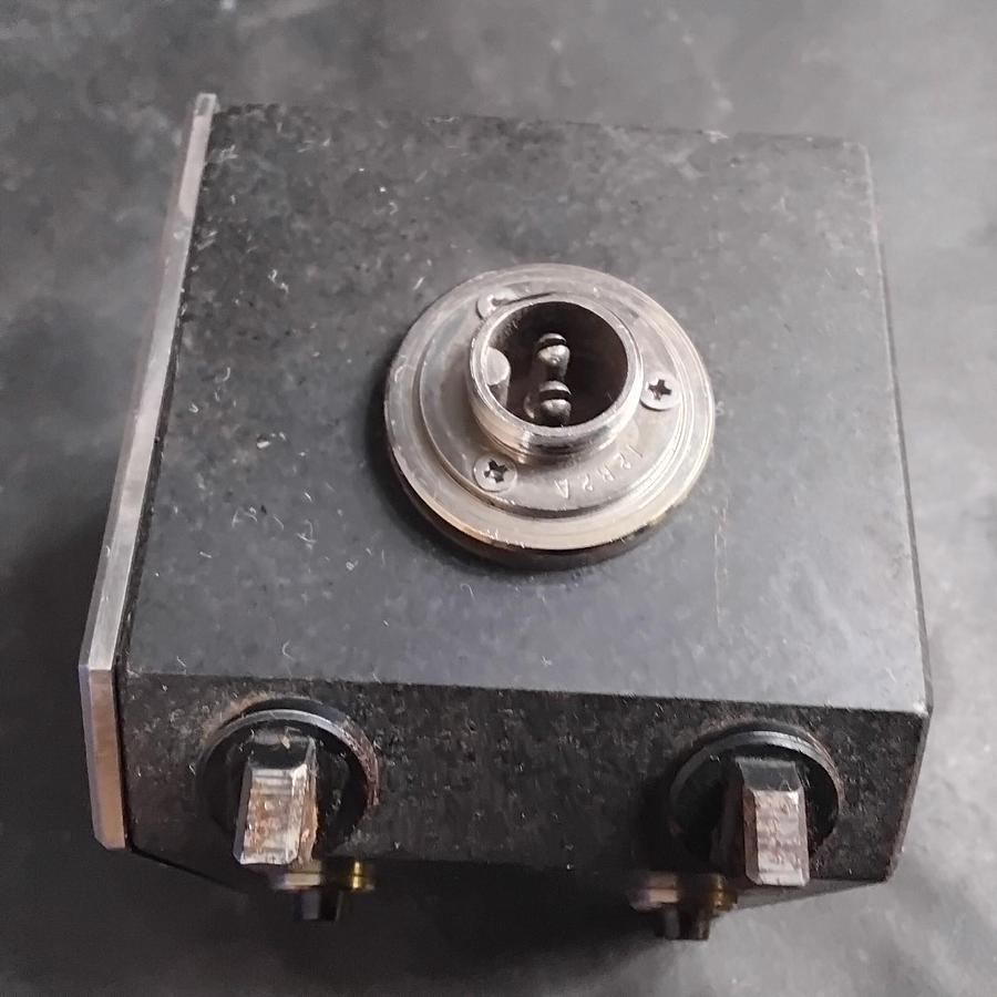 Used 12R2A HYDRAULIC BLOCK ($35 OBO)