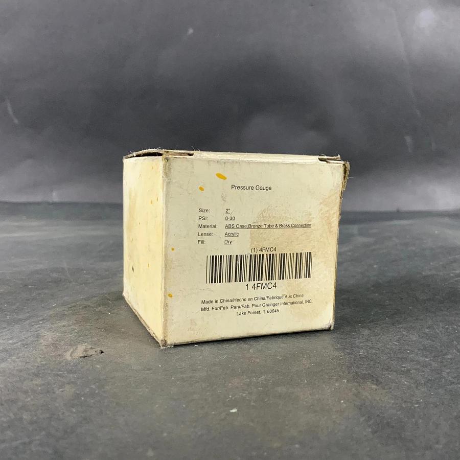 PRESSURE GUAGE 14FMC4 0-30PSI ($20 OBO)