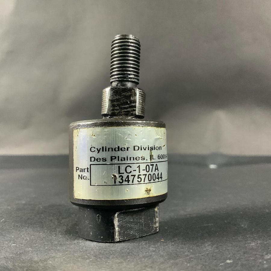 Used CYLINDER DIVISION 1347570044 LINEAR ALIGNMENT COUPLER ($45 OBO)