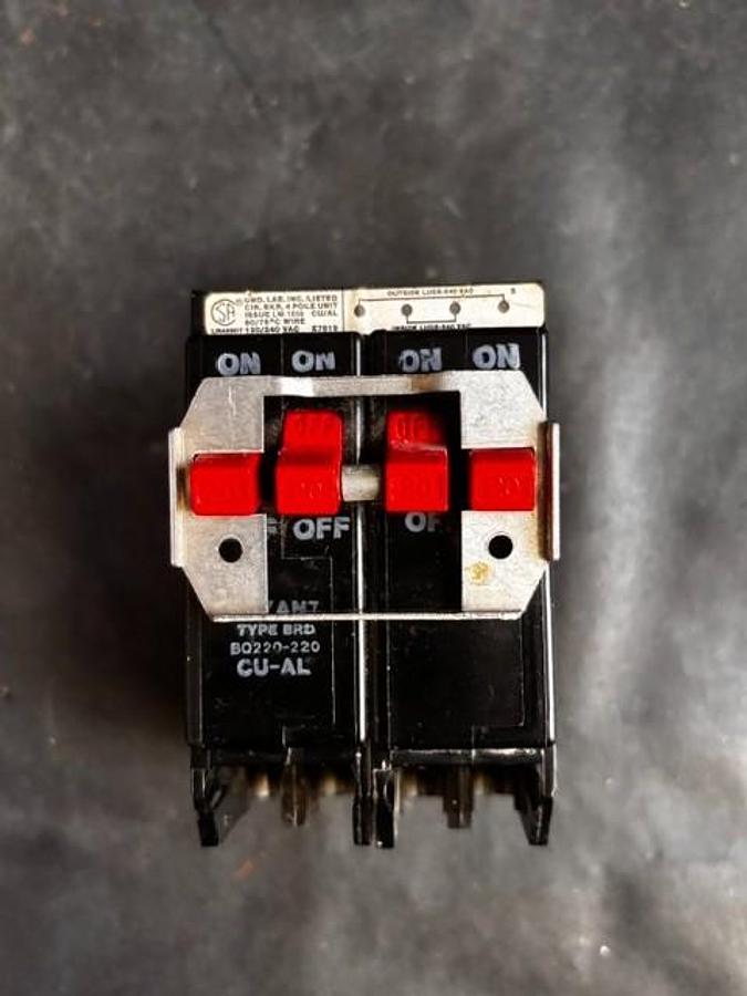 Used BRYANT BQ220220-U CIRCUIT BREAKER ($38 OBO)