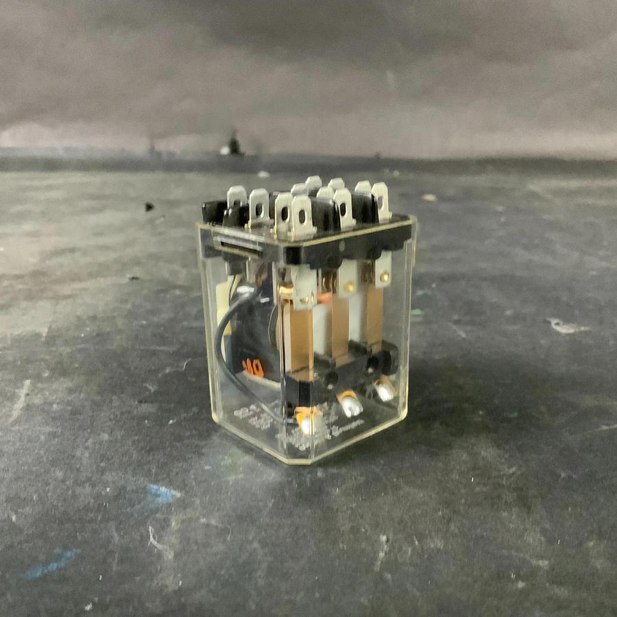 Used POTTER & BRUMFIELD KUP-14A15-12V  RELAY ($9 OBO)