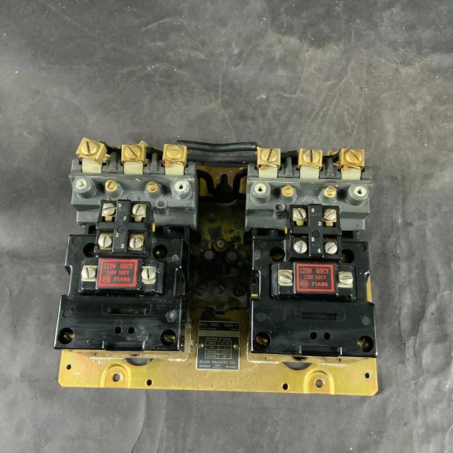 Used ALLEN BRADLEY 705-BOD REVERSING STARTER ($75 OBO)