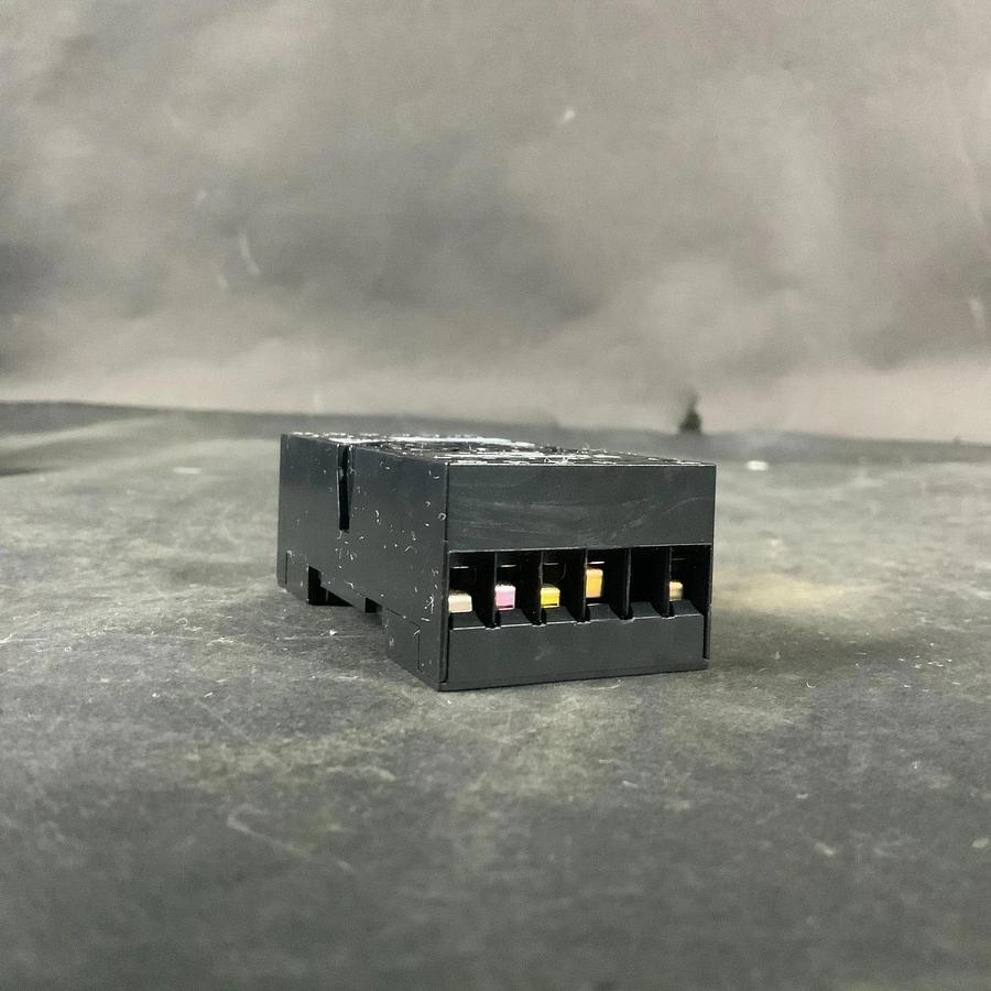 Used ELESTA ZKM118 RELAY BASE ($12 OBO)
