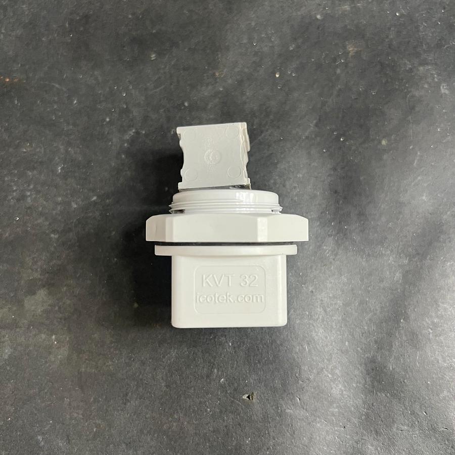 Used ICOTEK KVT-32 CONNECTOR ($12 OBO)