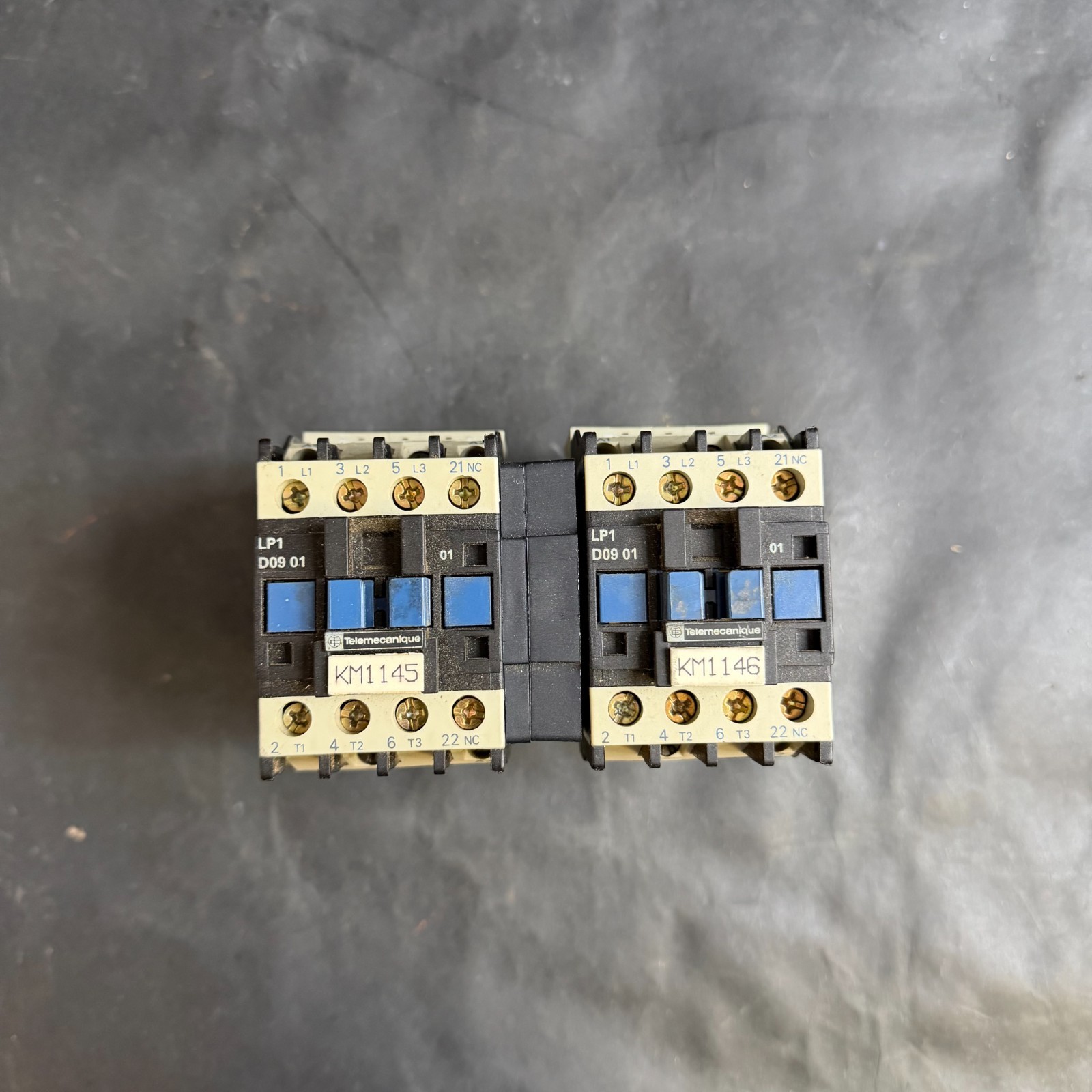 Used TELEMECANIQUE LP2-D0901 REVERSING CONTACTOR ($45 OBO)