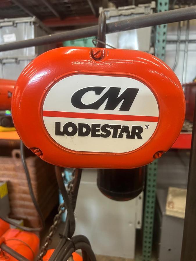 Used CM LODESTAR 1/8 TON CHAIN HOIST ($850 OBO)